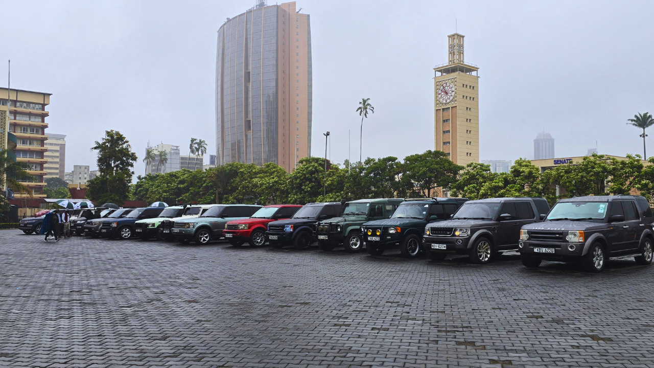 LAND ROVER/RANGE ROVER   MEET & GREET.